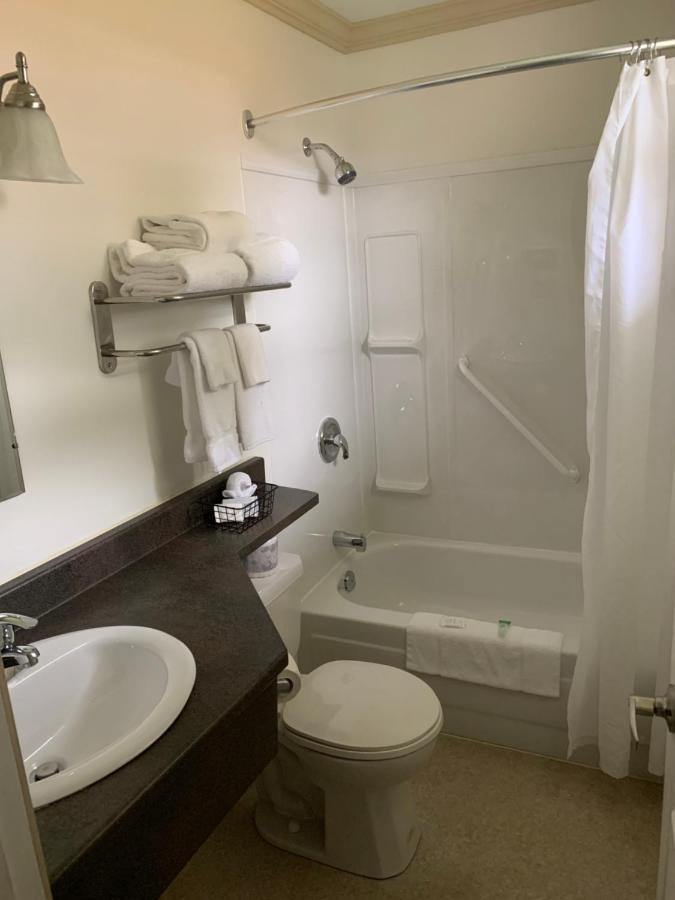 Cairns Motel ซัมเมอร์ไซด์ ภายนอก รูปภาพ
